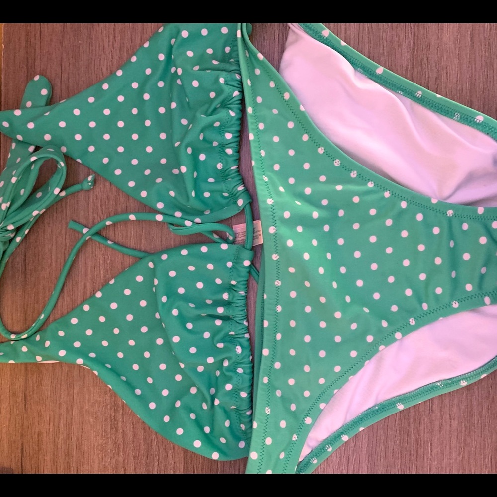 LIGHTGREEN&WHITE POKADOTTED VICTORIA SECRET BIKINI